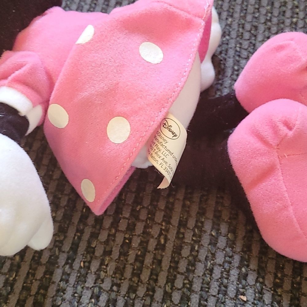 Collectable Mini Mouse - Picture 2 of 3